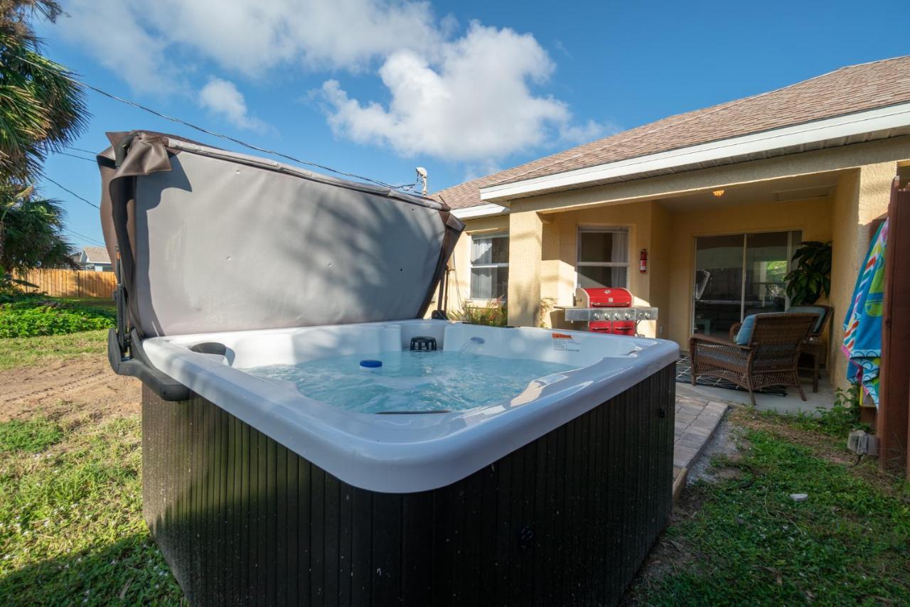 מלבורן Sunset Serenity - 3Br Beach Townhome With Outdoor Patio - New Hot Tub, Steps To Ocean Fun! מראה חיצוני תמונה